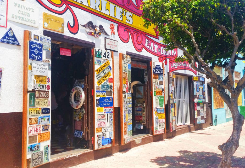 Charlies Bar Aruba | St-Nicolas | Aruba best places to go