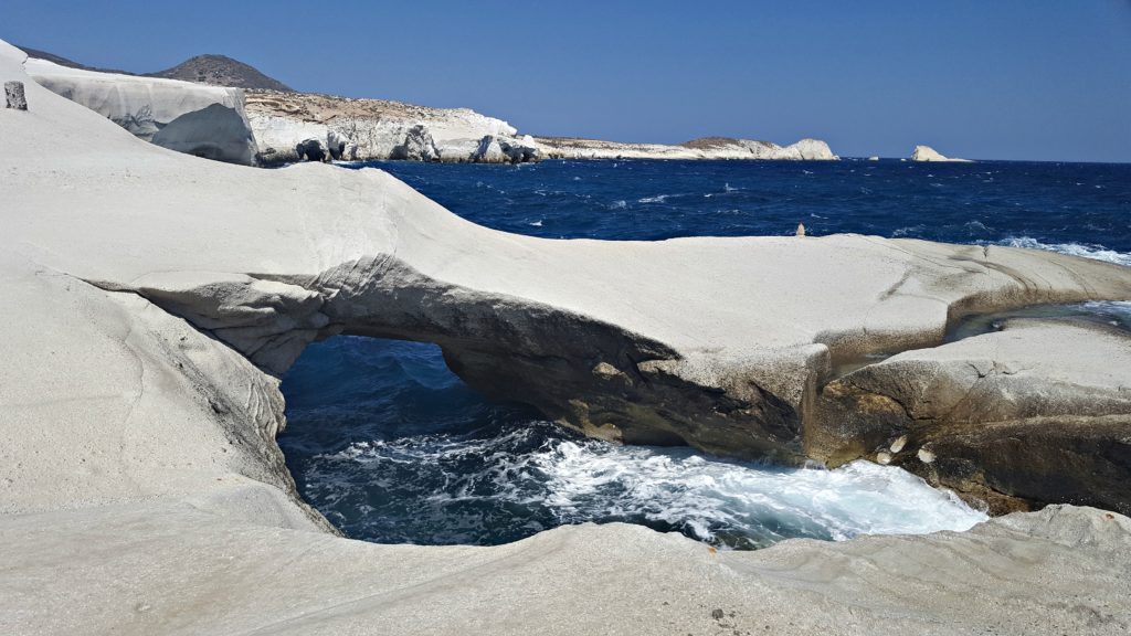 Sarakiniko, Milos