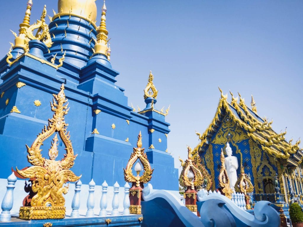 blue temple chiang rai
