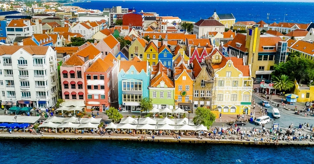 Curaçao Welcomes Digital Nomads | 2022 - A Broken Backpack