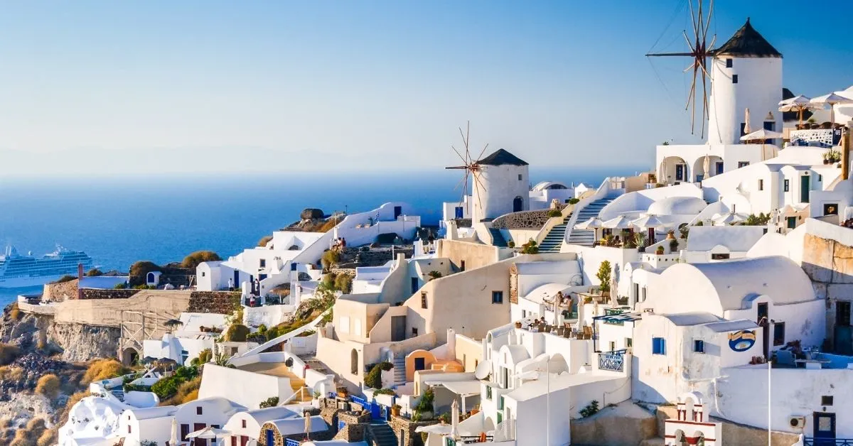 How Many Days in Santorini do You Really Need?