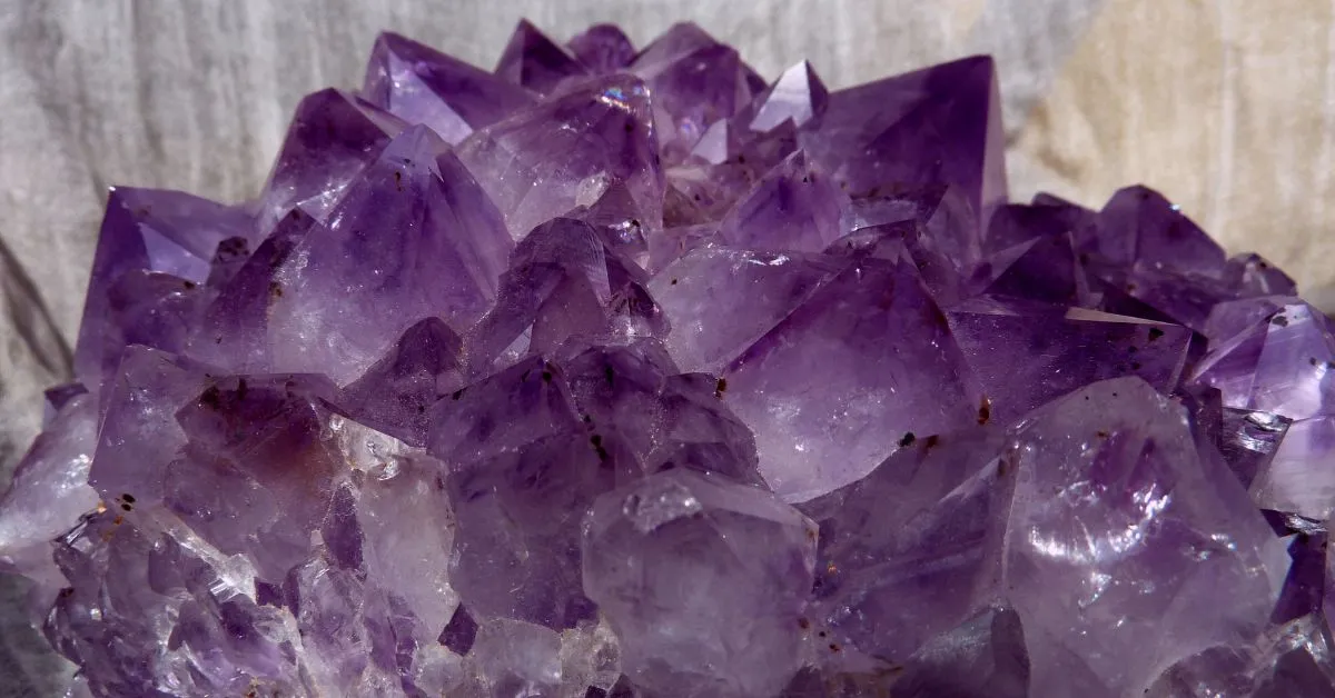 Amethyst for safe travel by car