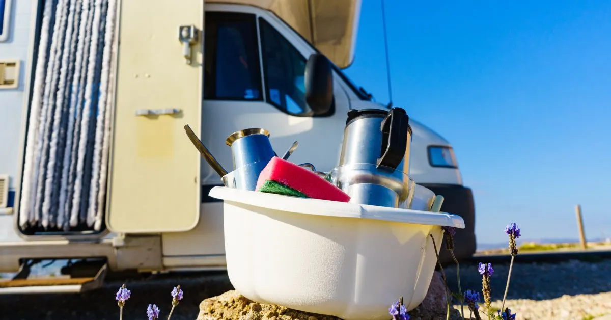 dishes when camping in an rv