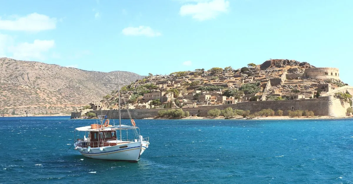 boat in crete