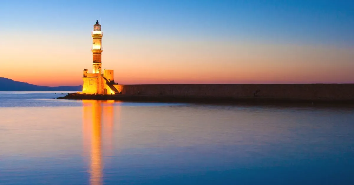 crete lighthouse