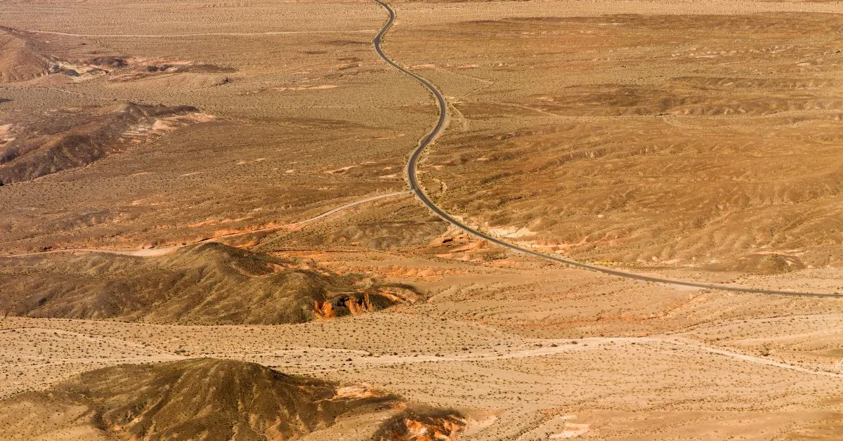 Road in desert, Grand Canyon, Arizona, USA