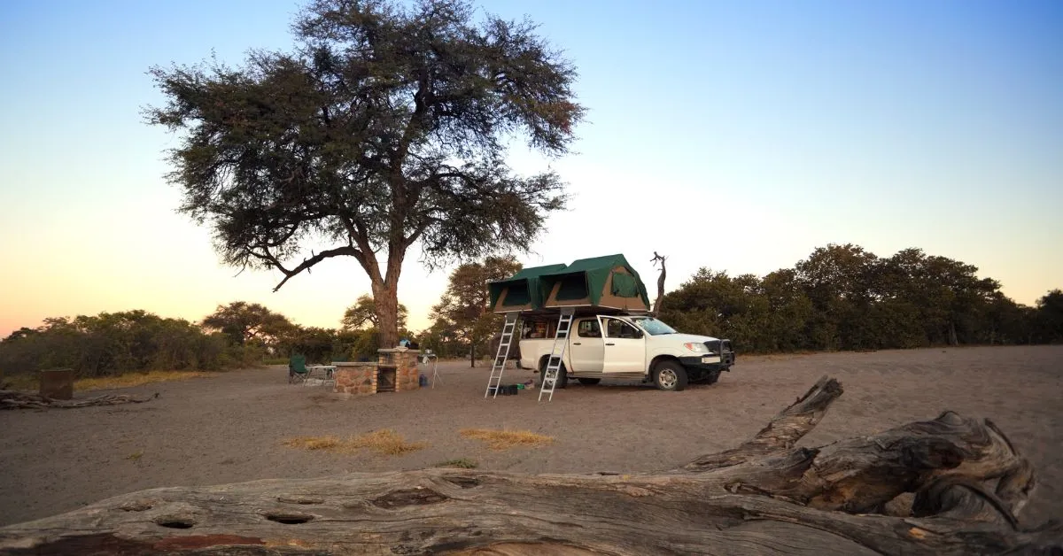 Camping tent on a roof pickup